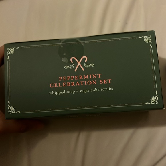 joon moon champagne celebration set peppermint - Picture 2 of 3